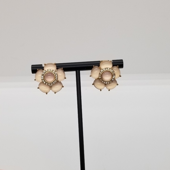 light pink cats eye flower earrings with rhinestone halo - Picture 1 of 3